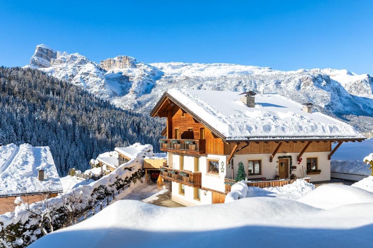 Appartement Ciasa Odlana à San Cassiano  Extérieur photo